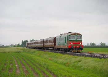 Un unico appello: «Riaprite le tratte ferroviarie sospese»