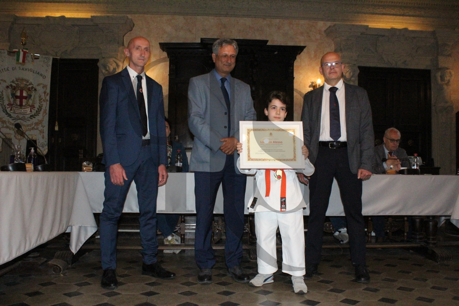 Il giovane Alesso Lorenzo - campione nazionale Karate Kata - assieme a Villois Giorgio, Portera Antonello e Scicolone Davide