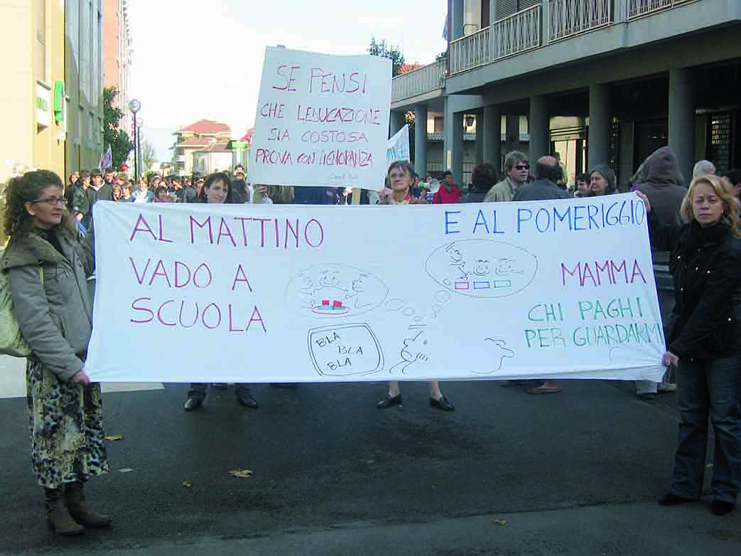 Studenti: protesta in piazza a Savigliano