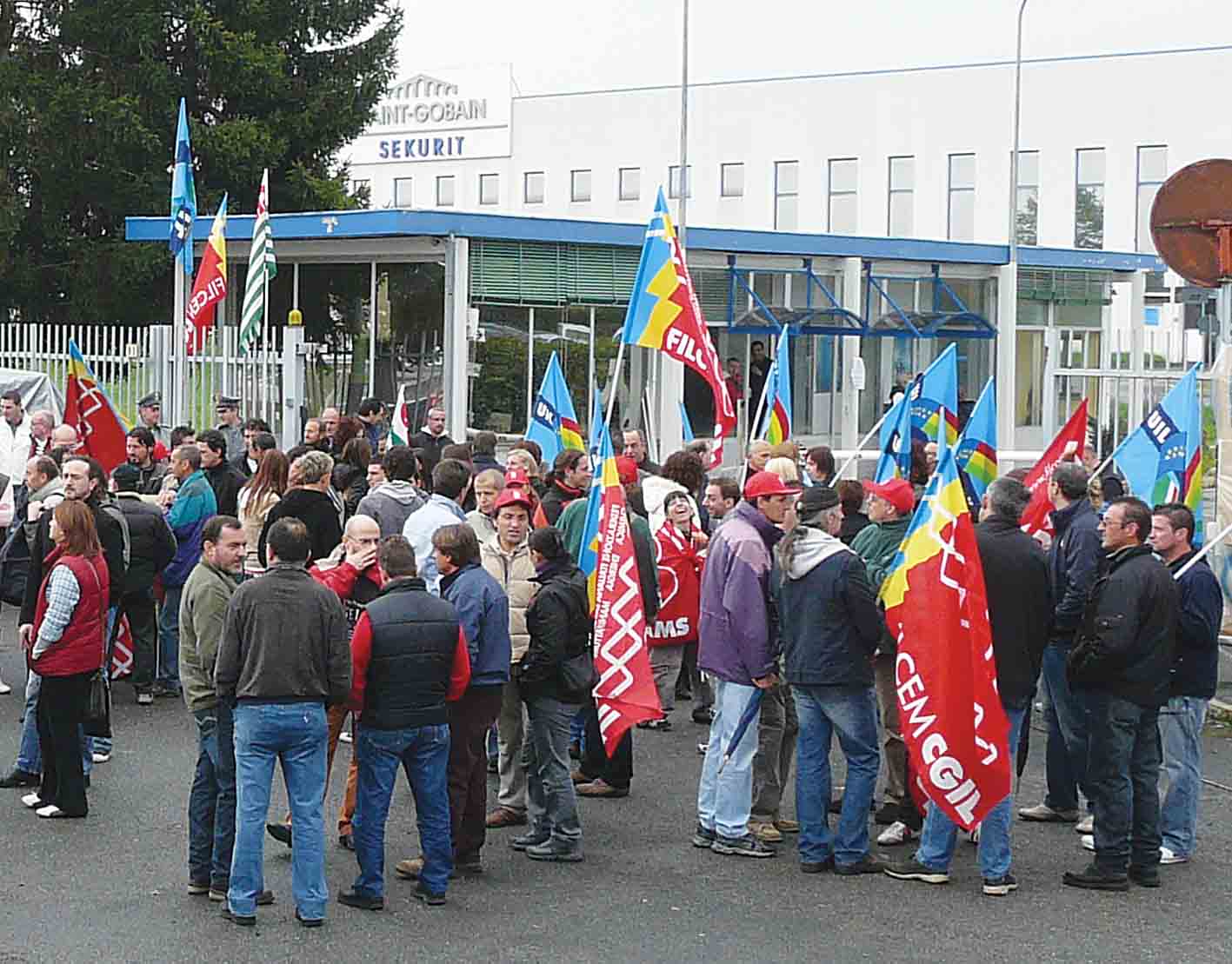 La St. Gobain non chiude