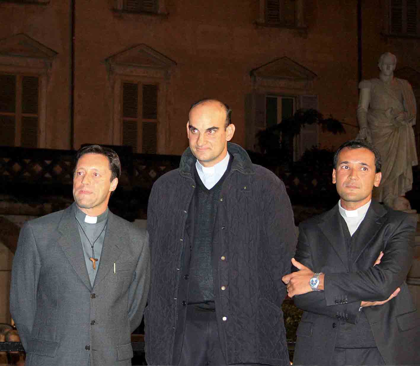 Accolti venerdì sera i tre nuovi parroci