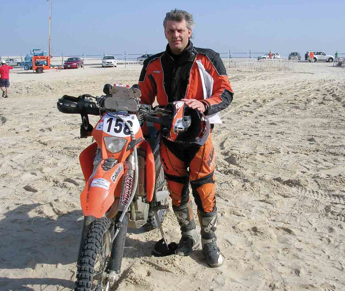 Mana cade e si ritira dalla “Dakar”