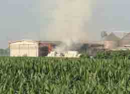 Incendio devasta cooperativa agricola