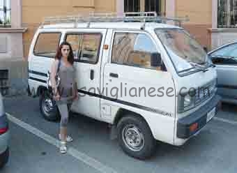 «Costretta a vivere dentro un furgone»