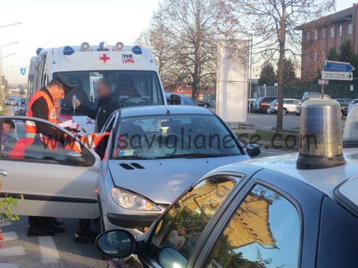 Muore una donna investita da un’auto