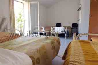 Apre un dormitorio in centro