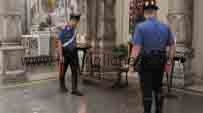 Denunciato saviglianese per furto di elemosine