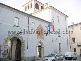 Portavano il tricolore, ora si sono messi il saio