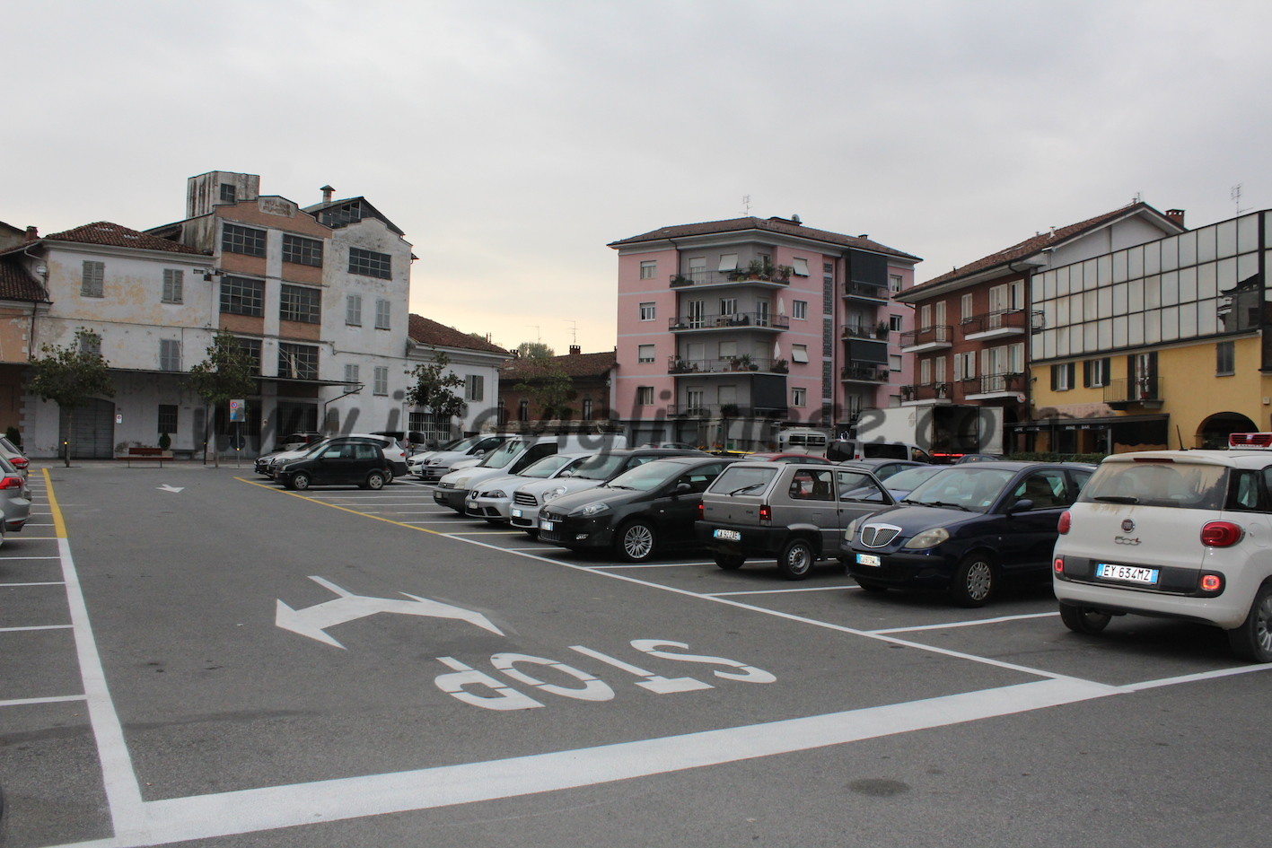 Più parcheggi durante il mercato
