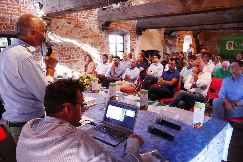Frutta: imprenditori agricoli e politici a confronto