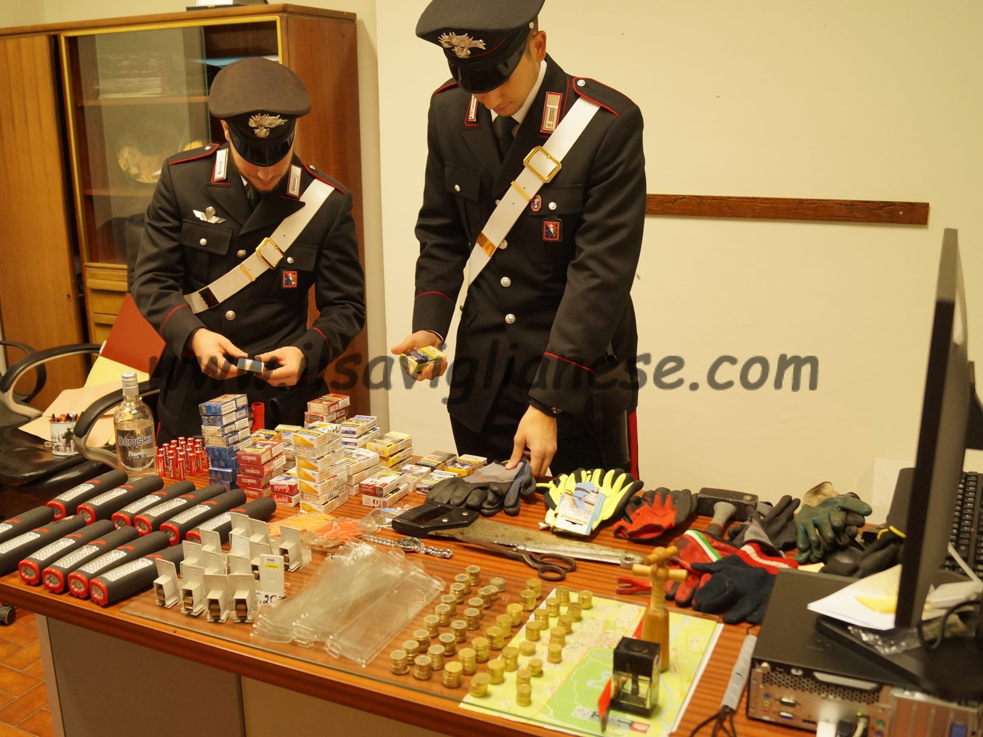 Tre arresti per due “spaccate” notturne