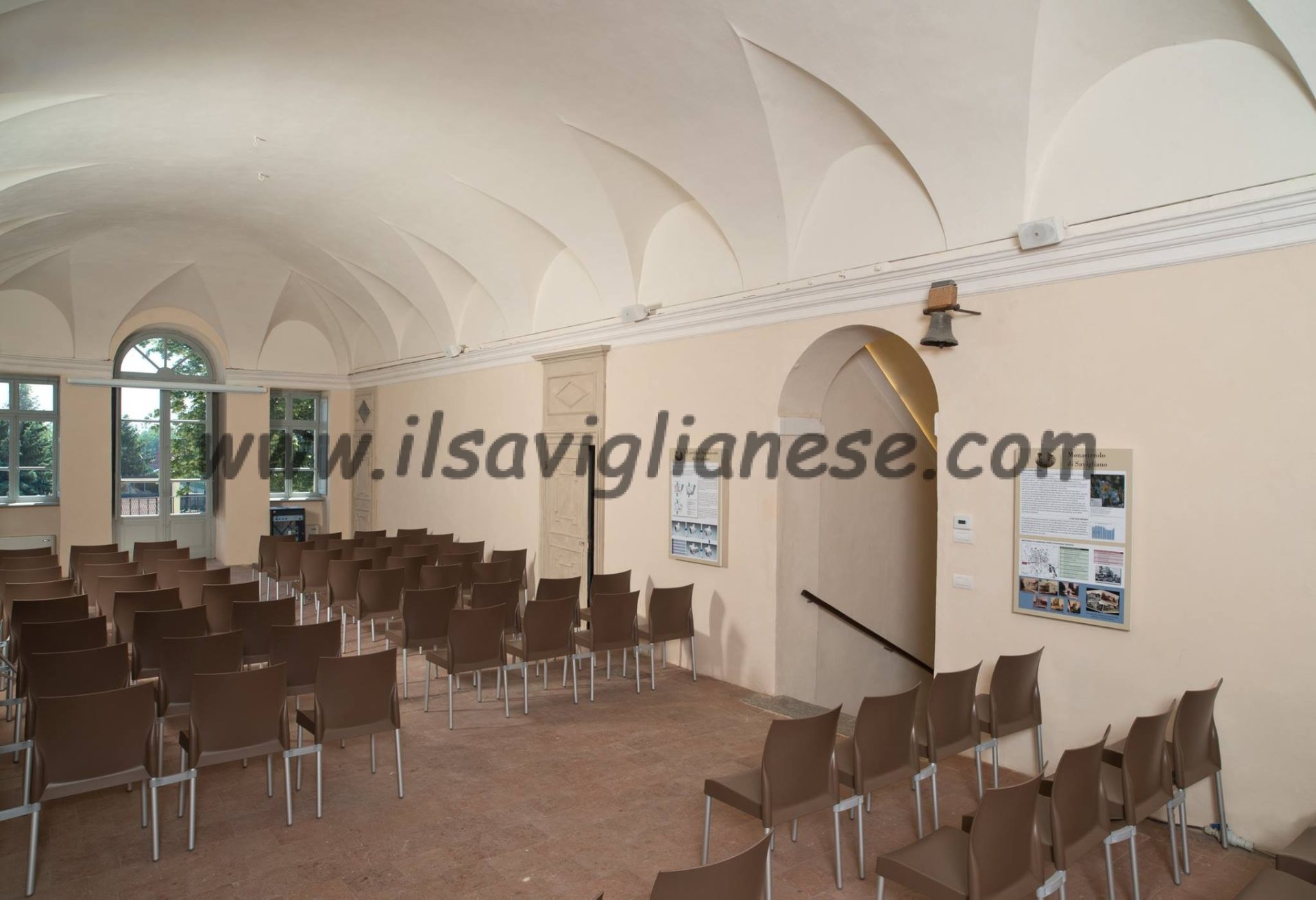 Si possono usare le sale comunali