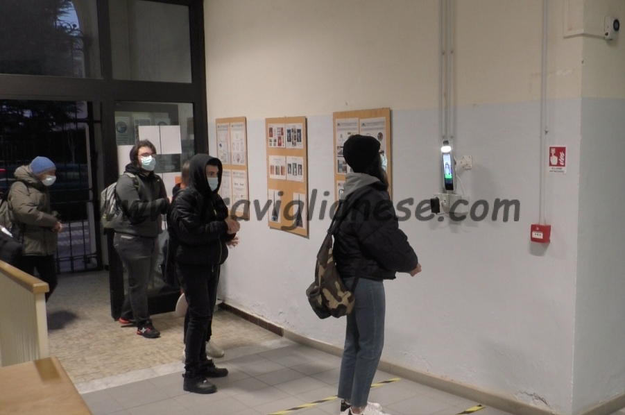 Rientrati in classe gli studenti delle superiori