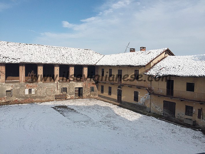 Passa al Comune la cascina Spertino