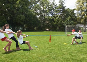 I bimbi tornano al gioco libero all’aperto