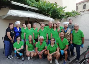 Hanno spento 44 candeline sulla torta