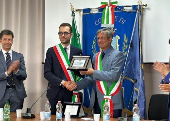 Il sindaco di Mormanno, Paolo Pappaterra, con il sindaco di Savigliano, Antonello Portera