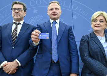 236 “social card” per i beni alimentari