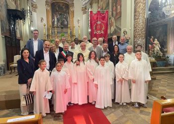La comunità ha accolto il suo nuovo parroco