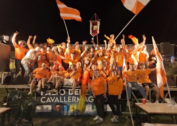 Il Palio resta in mani arancioni