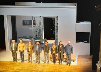 Il teatro Milanollo è stato completamente “rapito” dalla crudezza della tragedia “La Ferocia” [VIDEO]